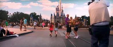 佛罗里达乐园在线视频,揭秘美国梦下的现实困境